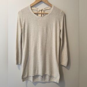 Aritzia t.Babaton Silk blend knit sweater
